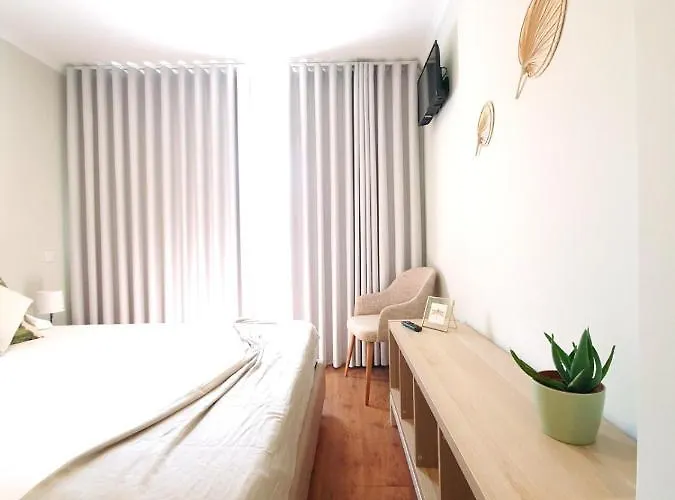 Sonetos - 3* بورتو